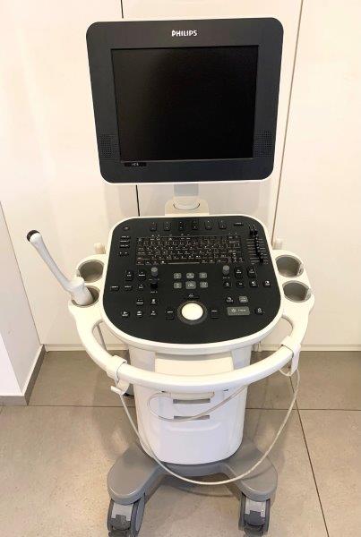 Használt Philips HD5 ultrahang készülék egy darab hüvelyi vizsgálófejjel szemből